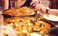 Downtown Chicago Pizza Walking Tour - 3 Hours