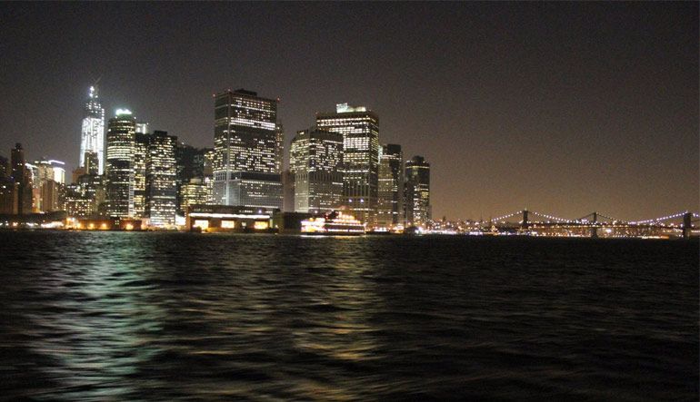 New York Night Sail Buildings