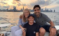 Private Skyline Sunset Sailing, Chicago - 2.5 Hours (up to 6 People!)