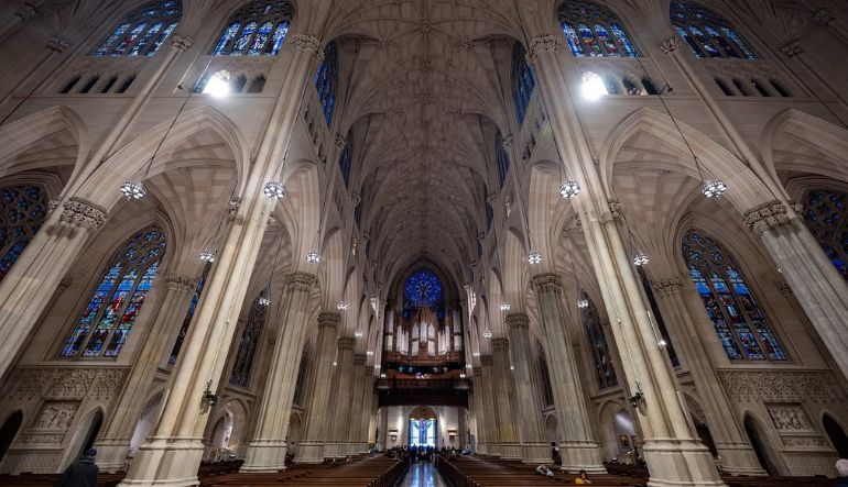 St Patrick's Cathedral Official Audio Tour, NYC - 1 hour