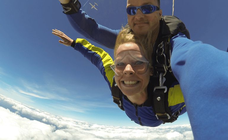 Tandem Skydiving Dallas - 10,000ft Jump