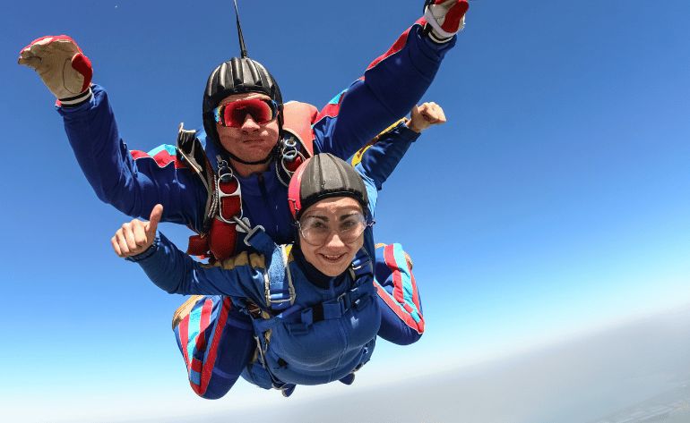 Tandem Skydiving Dallas - 10,000ft Jump