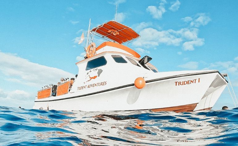 Private Snorkeling Boat Charter, Waikiki (Up to 30 Guests!) - 2 Hours