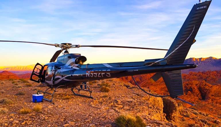 Grand Canyon and Valley of Fire Helicopter Tour Aircraft