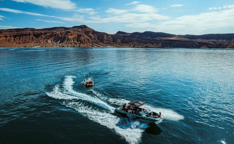 Surf Boat Tour Rental with Captain, Quail Creek State Park - 2 Hours