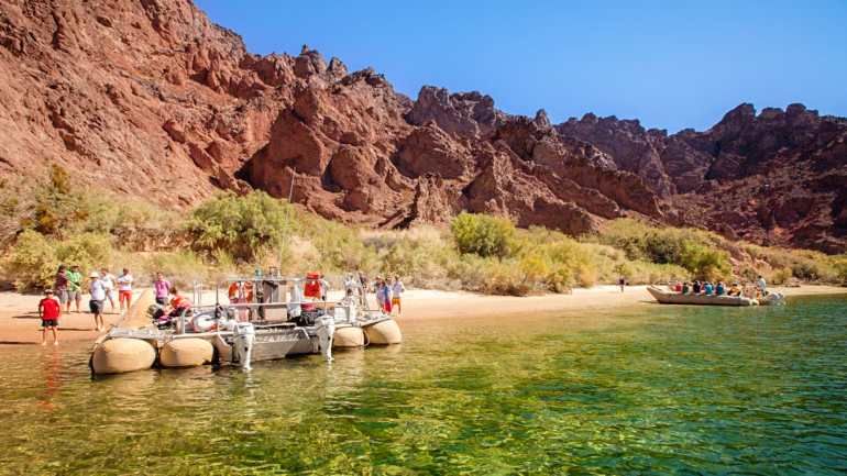 Grand Canyon Helicopter Tour and Rafting Water