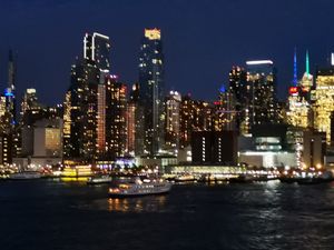 Image of Helicopter Tour New York City - 20 Minutes | Adrenaline  review