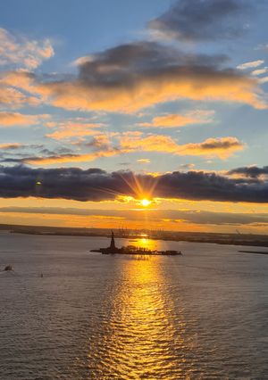Image of Helicopter Tour NYC - 15 Minutes | Adrenaline  | New York City review